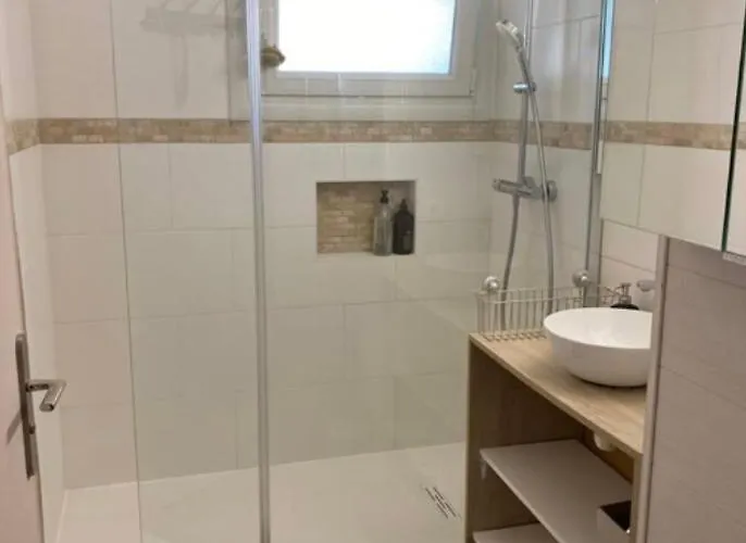 Lejlighed T3 Avec Grande Terrasse Et Parking