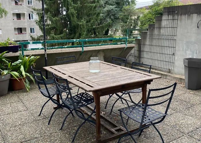 Lejlighed T3 Avec Grande Terrasse Et Parking Pau